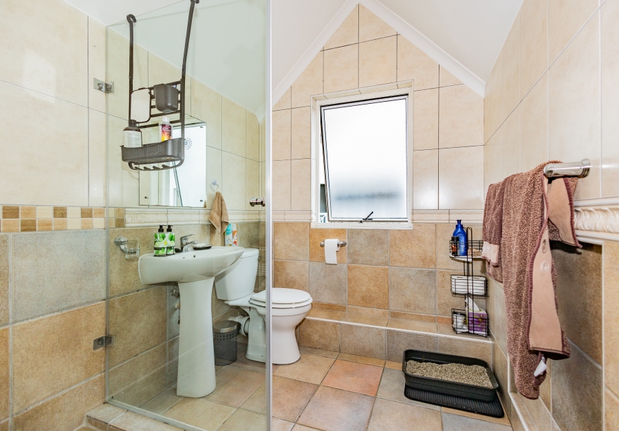 2 Bedroom Property for Sale in Rosendal Western Cape